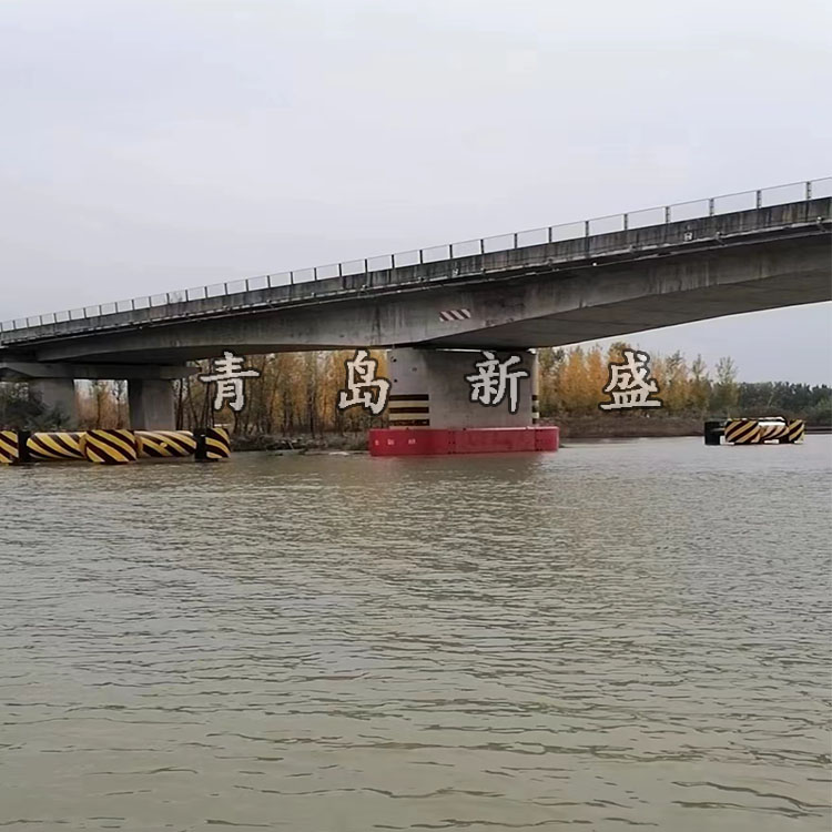 青島新盛生產固定式河道橋柱防船只撞擊護舷